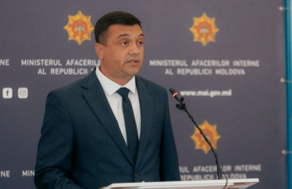Serviciul Unic 112 trece in gestiunea Ministerului Afacerilor Interne. Anuntul facut de ministrul Adrian Efros Serviciul Unic 112 trece in gestiunea Ministerului Afacerilor Interne. Anuntul facut de ministrul Adrian Efros