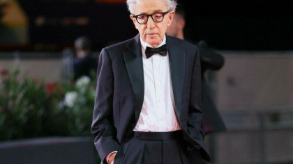 „Nu a violat-o, a fost doar un sarut prietenesc”. Regizorul Woody Allen il apara pe Luis Rubiales „Nu a violat-o, a fost doar un sarut prietenesc”. Regizorul Woody Allen il apara pe Luis Rubiales