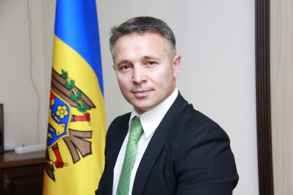 Avocatul Teodor Carnat isi va inainta candidatura pentru functia de primar al capitalei
Avocatul Teodor Carnat isi va inainta candidatura pentru functia de primar al capitalei