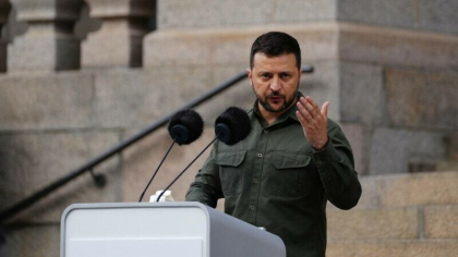 Zeci de ucraineni cer ca parlamentarii sa isi declare averile. Coruptia, o problema grava pentru cetateni Zeci de ucraineni cer ca parlamentarii sa isi declare averile. Coruptia, o problema grava pentru cetateni