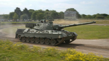 Primele tancuri Leopard 1 au ajuns in Ucraina, "iar altele sunt pe drum" - FOTO