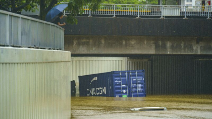 Imaginile groazei din Hong Kong, dupa inundatiile devastatoare. Meteorologii au emis cel mai sever avertisment de ploi - FOTO Imaginile groazei din Hong Kong, dupa inundatiile devastatoare. Meteorologii au emis cel mai sever avertisment de ploi - FOTO