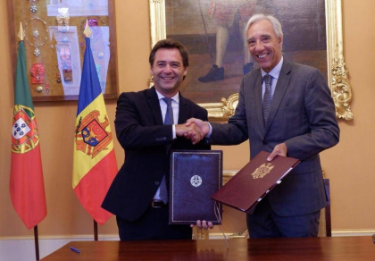 A fost semnat Memorandumul de Intelegere intre Institutul Diplomatic al MAEIE si cel al Republicii Portugheze. Nicu Popescu: „Va facilita schimbul de cunostinte in domeniul diplomatiei” A fost semnat Memorandumul de Intelegere intre Institutul Diplomatic al MAEIE si cel al Republicii Portugheze. Nicu Popescu: „Va facilita schimbul de cunostinte in domeniul diplomatiei”