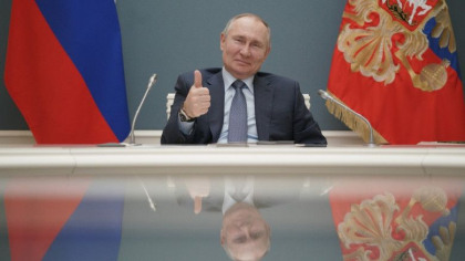 Putin amana anuntul privind candidatura sa la alegerile prezidentiale de la anul Putin amana anuntul privind candidatura sa la alegerile prezidentiale de la anul