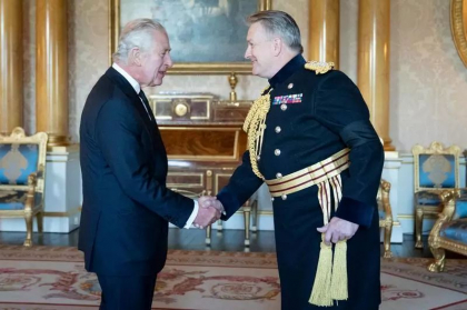 Kim Jong Un si Putin sunt o „coalitie a disperarii”, afirma un comandant britanic Kim Jong Un si Putin sunt o „coalitie a disperarii”, afirma un comandant britanic
