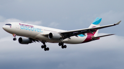 O delegatie a companiei aeriene Eurowings vine in Moldova. Alaiba: „O sa-i convingem sa vina la noi. Mai avem nevoie de cel putin cateva destinatii” O delegatie a companiei aeriene Eurowings vine in Moldova. Alaiba: „O sa-i convingem sa vina la noi. Mai avem nevoie de cel putin cateva destinatii”