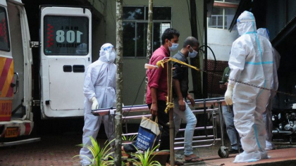 India inchide scoli si institutii din cauza focarului mortal de virus Nipah. Nu exista vaccin pentru aceasta infectie