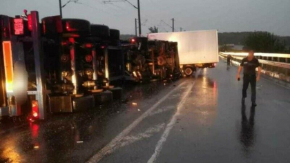 Un moldovean a murit intr-un accident, la Galati. O femeie a fost ranita Un moldovean a murit intr-un accident, la Galati. O femeie a fost ranita