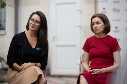 Presedintele s-a intalnit cu Ambasadoarea Bunavointei a Inaltului Comisariat pentru Refugiati al Natiunilor Unite, aflata la Chisinau - FOTO Presedintele s-a intalnit cu Ambasadoarea Bunavointei a Inaltului Comisariat pentru Refugiati al Natiunilor Unite, aflata la Chisinau - FOTO