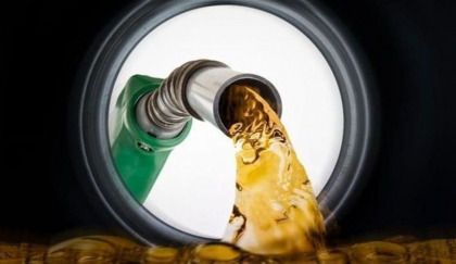 Carburantii - tot mai scumpi. Noile preturi stabilite de ANRE pentru benzina si motorina - FOTO Carburantii - tot mai scumpi. Noile preturi stabilite de ANRE pentru benzina si motorina - FOTO