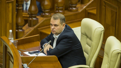 Deputatul Alexandr Nesterovschi, acuzat de corupere pasiva. Procuratura cere ridicarea imunitatii parlamentare Deputatul Alexandr Nesterovschi, acuzat de corupere pasiva. Procuratura cere ridicarea imunitatii parlamentare