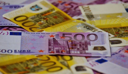 Curs valutar BNM pentru 22 septembrie. Cat costa astazi un euro si un dolar - FOTO