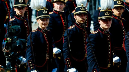 Printesa mostenitoare a Belgiei, in varsta de 21 de ani, devine ofiter in armata. Cum arata in uniforma militara - FOTO