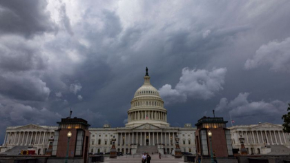 Ajutorul militar al SUA pentru Ucraina, in pericol de a fi oprit: administratia americana e pe cale sa intre in „shutdown”