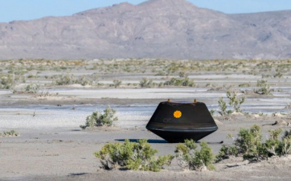 O sonda NASA a revenit pe pamant cu mostre de asteroizi dupa sapte ani si o calatorie de peste 6 miliarde de kilometri
O sonda NASA a revenit pe pamant cu mostre de asteroizi dupa sapte ani si o calatorie de peste 6 miliarde de kilometri