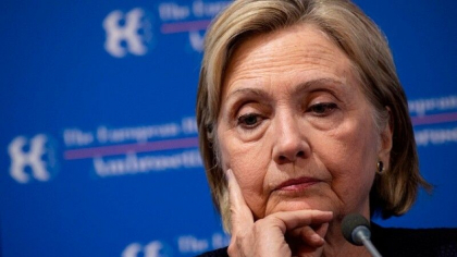 Hillary Clinton il ironizeaza pe Putin in privinta extinderii NATO: „Pacat, Vladimir. Tu ai atras-o asupra ta" Hillary Clinton il ironizeaza pe Putin in privinta extinderii NATO: „Pacat, Vladimir. Tu ai atras-o asupra ta"