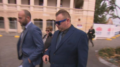 Un barbat si-a inscenat rapirea pentru a putea petrece o noapte cu amanta, dar nu s-a gandit ca sotia va suna la politie Un barbat si-a inscenat rapirea pentru a putea petrece o noapte cu amanta, dar nu s-a gandit ca sotia va suna la politie