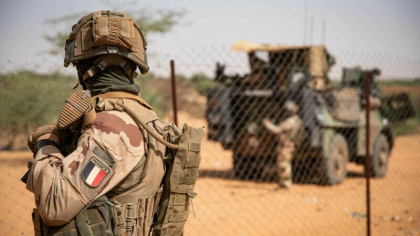 Franta inarmeaza Armenia. Parisul si-a "dat acordul" pentru livrarea de echipament militar
