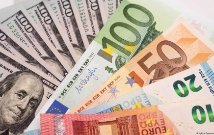 Curs valutar BNM pentru 4 octombrie. Cat costa astazi un euro si un dolar - FOTO