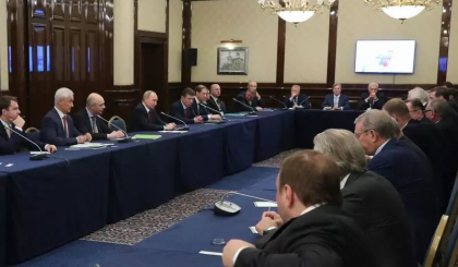 Ucraina blocheaza active de 464 milioane de dolari ale unor oligarhi rusi
Ucraina blocheaza active de 464 milioane de dolari ale unor oligarhi rusi