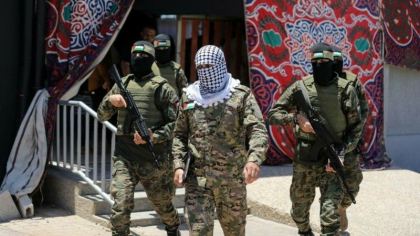 Gruparea Hamas refuza orice negociere cu Israelul atat timp cat continua ostilitatile. „Operatiunea militara continua” Gruparea Hamas refuza orice negociere cu Israelul atat timp cat continua ostilitatile. „Operatiunea militara continua”