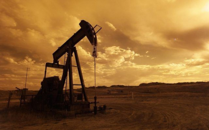 Pretul petrolului creste sensibil din cauza ofensivei Hamas impotriva Israelului
Pretul petrolului creste sensibil din cauza ofensivei Hamas impotriva Israelului