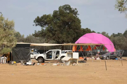 „Cadavrele mi-au salvat viata, m-au protejat de impuscaturi”: Noi detalii socante de la „festivalul groazei” din Israel