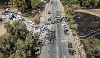 Hamas sustine ca a eliberat din ostatici, dar presa israeliana spune ca este o inscenare Hamas sustine ca a eliberat din ostatici, dar presa israeliana spune ca este o inscenare
