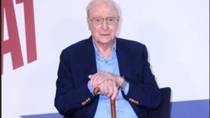 Michael Caine si-a anuntat retragerea din actorie la 90 de ani: „Ma voi pensiona acum” Michael Caine si-a anuntat retragerea din actorie la 90 de ani: „Ma voi pensiona acum”
