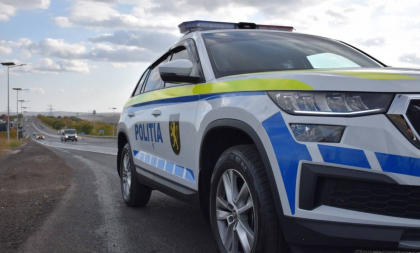 Peste 30 de soferi au fost prinsi bauti la volan, iar aproape 900 au incalcat limita de viteza, weekendul trecut Peste 30 de soferi au fost prinsi bauti la volan, iar aproape 900 au incalcat limita de viteza, weekendul trecut