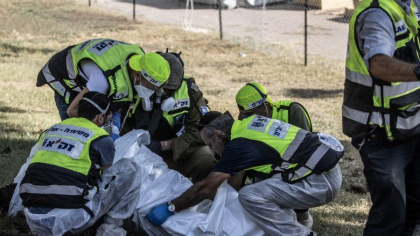„N-am mai vazut asa ceva de la nazisti”. Criminalistii israelieni identifica cu greu cadavrele oamenilor torturati de Hamas