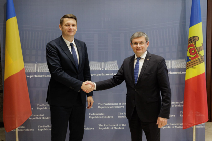 Secretarul General al Guvernului Romaniei: „Suntem alaturi de Moldova si vom continua sa sustinem parcursul european”. Mircea Abrudean, la discutii cu Igor Grosu - FOTO