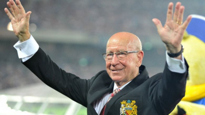 A murit Sir Bobby Charlton. Legenda fotbalului englez avea de 86 de ani A murit Sir Bobby Charlton. Legenda fotbalului englez avea de 86 de ani