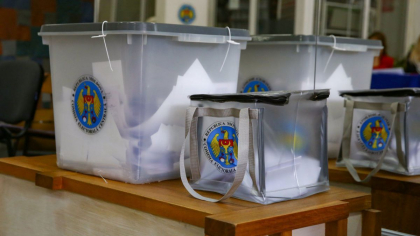 Alegerile locale generale: incepand de astazi cetatenii care nu se pot deplasa la sectiile de votare, pot depune cereri pentru a solicita urna mobila Alegerile locale generale: incepand de astazi cetatenii care nu se pot deplasa la sectiile de votare, pot depune cereri pentru a solicita urna mobila