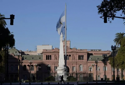 Argentina: Ministrul economiei Sergio Massa si ultraliberalul Javier Milei in turul al doilea al prezidentialelor