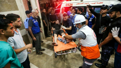 Iadul din Gaza City, vazut prin ochii unui medic: „Ne-am obisnuit cu maini, capete sau corpuri taiate” - VIDEO Iadul din Gaza City, vazut prin ochii unui medic: „Ne-am obisnuit cu maini, capete sau corpuri taiate” - VIDEO