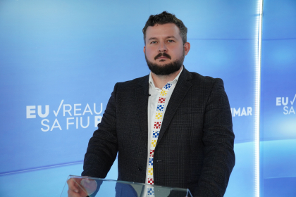 Cum raspunde Dragos Galbur, intrebat de seful misiunii Promo-LEX de ce in primele doua saptamani de campanie electorala a declarat zero cheltuieli, insa asociatia Promo-LEX a identificat cheltuieli estimate de circa 60 de mii de lei
Cum raspunde Dragos Galbur, intrebat de seful misiunii Promo-LEX de ce in primele doua saptamani de campanie electorala a declarat zero cheltuieli, insa asociatia Promo-LEX a identificat cheltuieli estimate de circa 60 de mii de lei