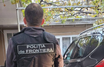 Perchezitii la domiciliul unui barbat din Comrat: este banuit ca a ajutat un ucrainean sa intre ilegal in tara noastra. Cat a platit acesta