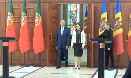 Presedintele Republicii Portugheze, Marcelo Rebelo de Sousa, la Chisinau: „UE doreste sa o aiba pe Republica Moldova stat membru. Cred ca aderarea poate avea loc pana in anul 2030” - VIDEO Presedintele Republicii Portugheze, Marcelo Rebelo de Sousa, la Chisinau: „UE doreste sa o aiba pe Republica Moldova stat membru. Cred ca aderarea poate avea loc pana in anul 2030” - VIDEO