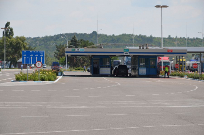 Transporta marfuri fara acte de provenienta. Un sofer, stopat de vamesi