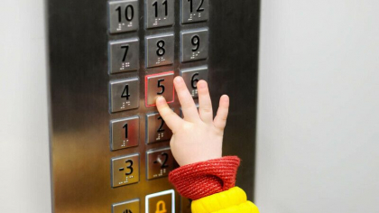 Un copil de 10 ani din Sydney a murit strivit de lift. Cum s-a intamplat tragedia
