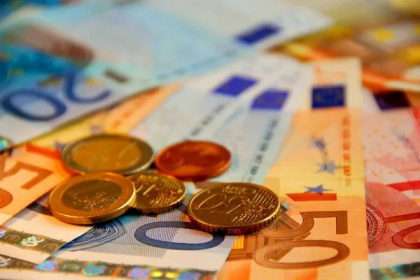 Curs valutar BNM pentru 2 noiembrie. Cat costa astazi un euro si un dolar - FOTO Curs valutar BNM pentru 2 noiembrie. Cat costa astazi un euro si un dolar - FOTO