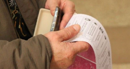 La scrutinul de duminica, in dreptul tuturor concurentilor din partea Partidului Politic „SANSA”, va fi aplicata stampila „Retras”