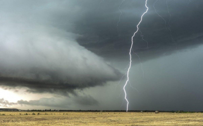 Atentie. Cod Galben de ploi cu descarcari electrice. Anuntul facut de meteorologi