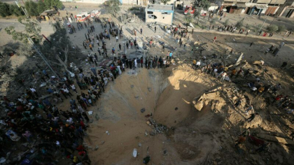 Peste 1.000 de cratere. Imaginile din satelit arata amploarea distrugerilor din Fasia Gaza Peste 1.000 de cratere. Imaginile din satelit arata amploarea distrugerilor din Fasia Gaza