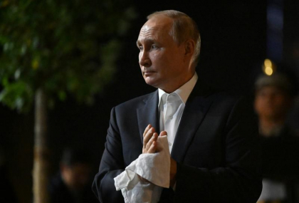 „Cand vezi copii suferind si plini de sange, iti inclestezi pumnii si iti vin lacrimi in ochi”. Putin spune ca „orice persoana normala” ar fi indignata de imaginile din Gaza „Cand vezi copii suferind si plini de sange, iti inclestezi pumnii si iti vin lacrimi in ochi”. Putin spune ca „orice persoana normala” ar fi indignata de imaginile din Gaza