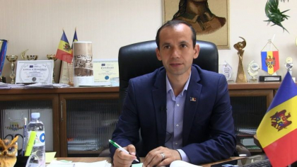 Candidatul independent Nicolae Dandis a castigat al treilea mandat pentru functia de primar al municipiului Cahul - FOTO
Candidatul independent Nicolae Dandis a castigat al treilea mandat pentru functia de primar al municipiului Cahul - FOTO