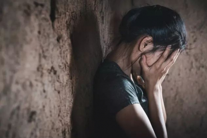 Si-a abuzat sexual fiica vitrega de 11 ani. Un barbat, condamnat la ani grei de inchisoare. Ce pedeapsa a primit inculpatul Si-a abuzat sexual fiica vitrega de 11 ani. Un barbat, condamnat la ani grei de inchisoare. Ce pedeapsa a primit inculpatul