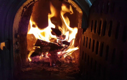 Doi copii si mama lor au ajuns la spital, dupa ce s-au intoxicat cu fum de la soba. Care este starea acestora Doi copii si mama lor au ajuns la spital, dupa ce s-au intoxicat cu fum de la soba. Care este starea acestora