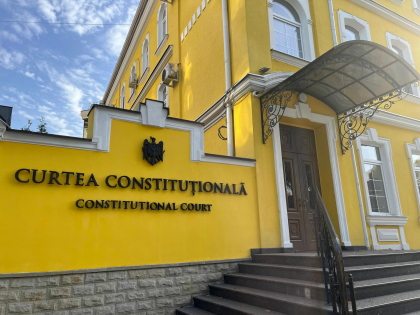 Curtea Constitutionala a admis sesizarea depusa de avocatii lui Alexandr Stoianoglo Curtea Constitutionala a admis sesizarea depusa de avocatii lui Alexandr Stoianoglo